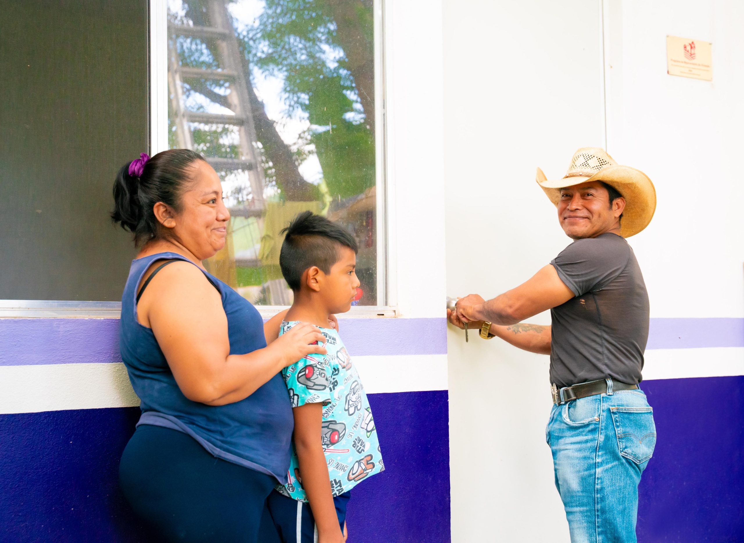 Gobierno de Guerrero entrega viviendas dignas a través del programa Construyendo Bienestar