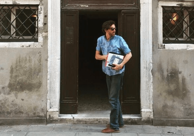 Fallece Diego Borella, asistente de dirección de Emily in Paris, durante rodaje en Venecia