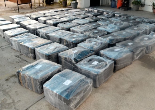 FGR OBTIENE VINCULACIÓN A PROCESO POR TRANSPORTE DE CERCA DE TONELADA Y MEDIA DE CLORHIDRATO DE METANFETAMINA