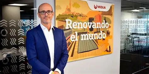 Hechos y Susurros