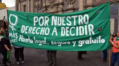 Movimiento Ciudadano exige a Diputados acatar sentencia de la Suprema Corte sobre el aborto