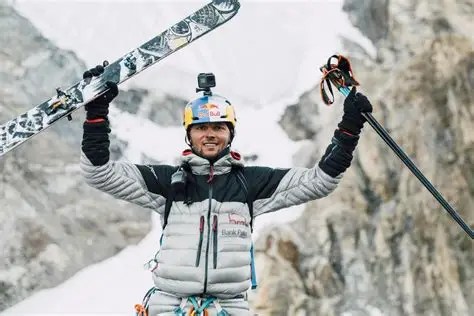 Andrzej Bargiel esquía desde la cima del Everest hasta el campamento base sin oxígeno
