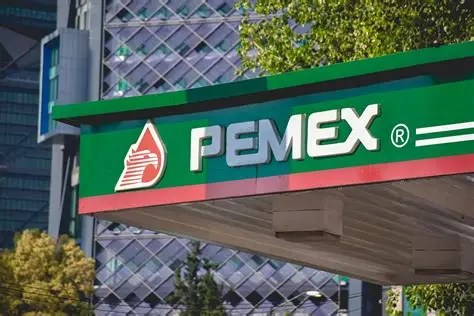 GENTE DETRÁS DEL DINERO