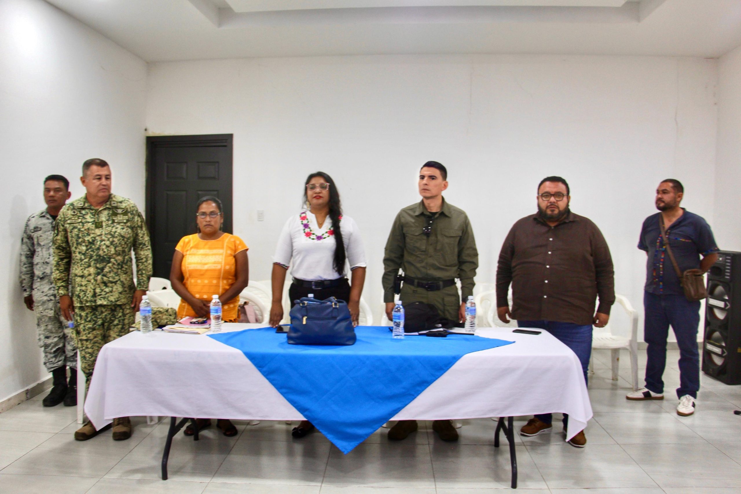 Gobierno de Guerrero trabaja con autoridades y comunidades de Ayutla para garantizar estabilidad y paz social de las familias