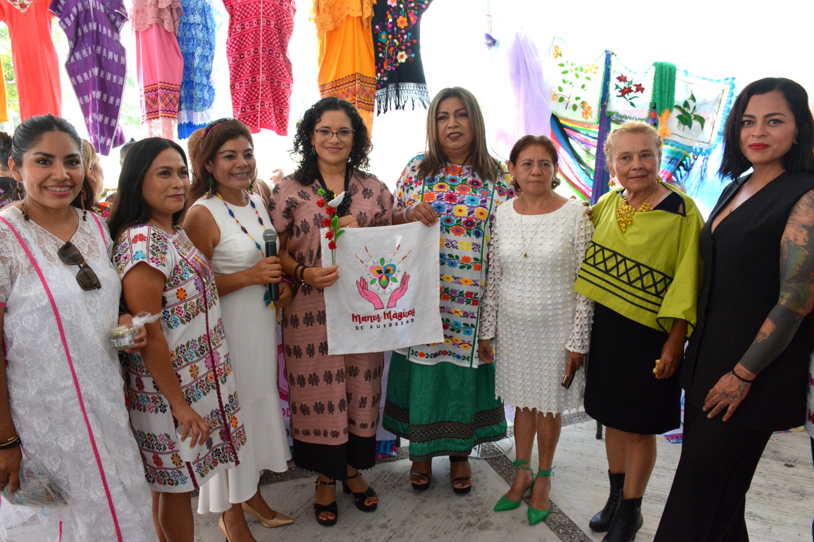 Se realiza la Expo-Venta Artesanal en el Auditorio Sentimientos de la Nación