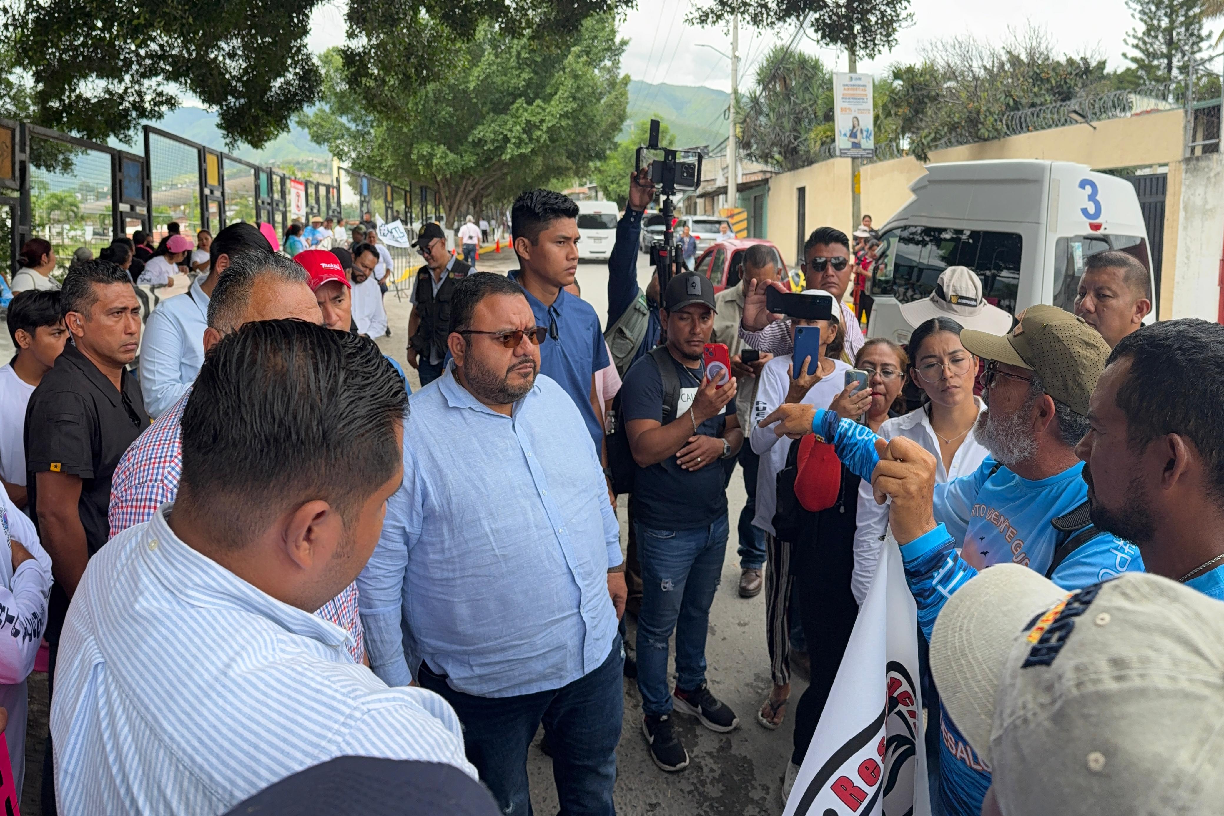 Gobierno de Guerrero atiende manifestaciones sociales previo al acto “La Transformación Avanza” en Chilpancingo