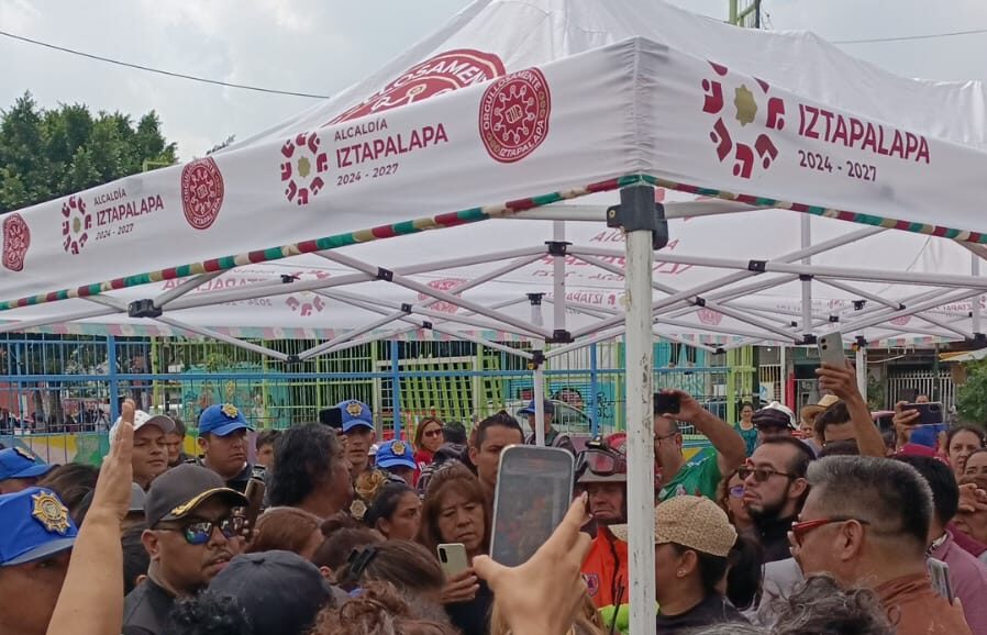 Vecinos de Iztapalapa expulsan a alcaldesa durante recorrido