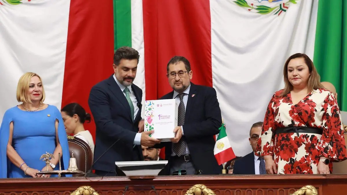 Congreso de la CDMX instala Mesa Directiva y recibe el informe de gobierno de Clara Brugada