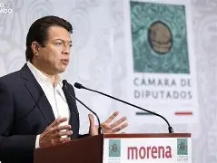 PRI cuestiona avances educativos durante comparecencia de Mario Delgado