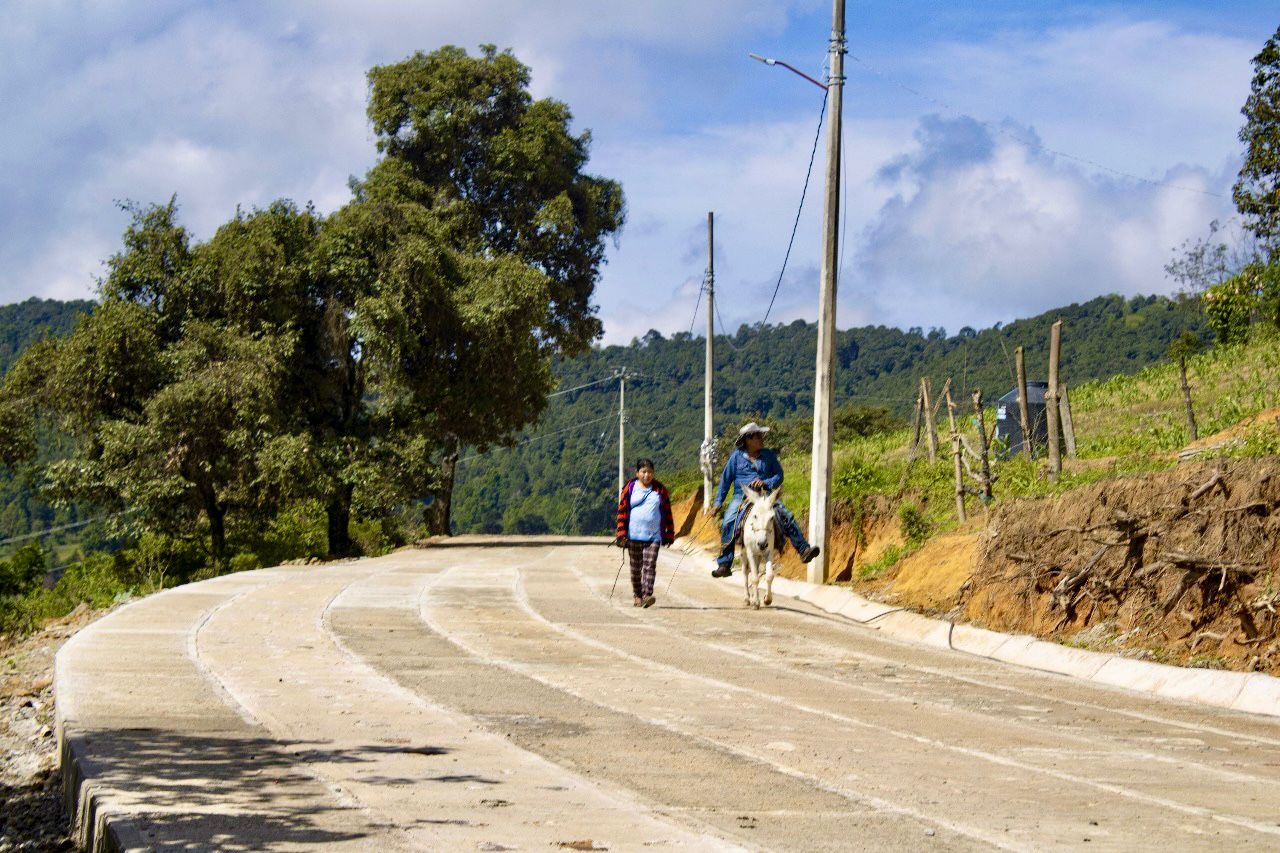 La SDUOPOT impulsa el progreso en la Montaña guerrerense con obras y acciones que transforman