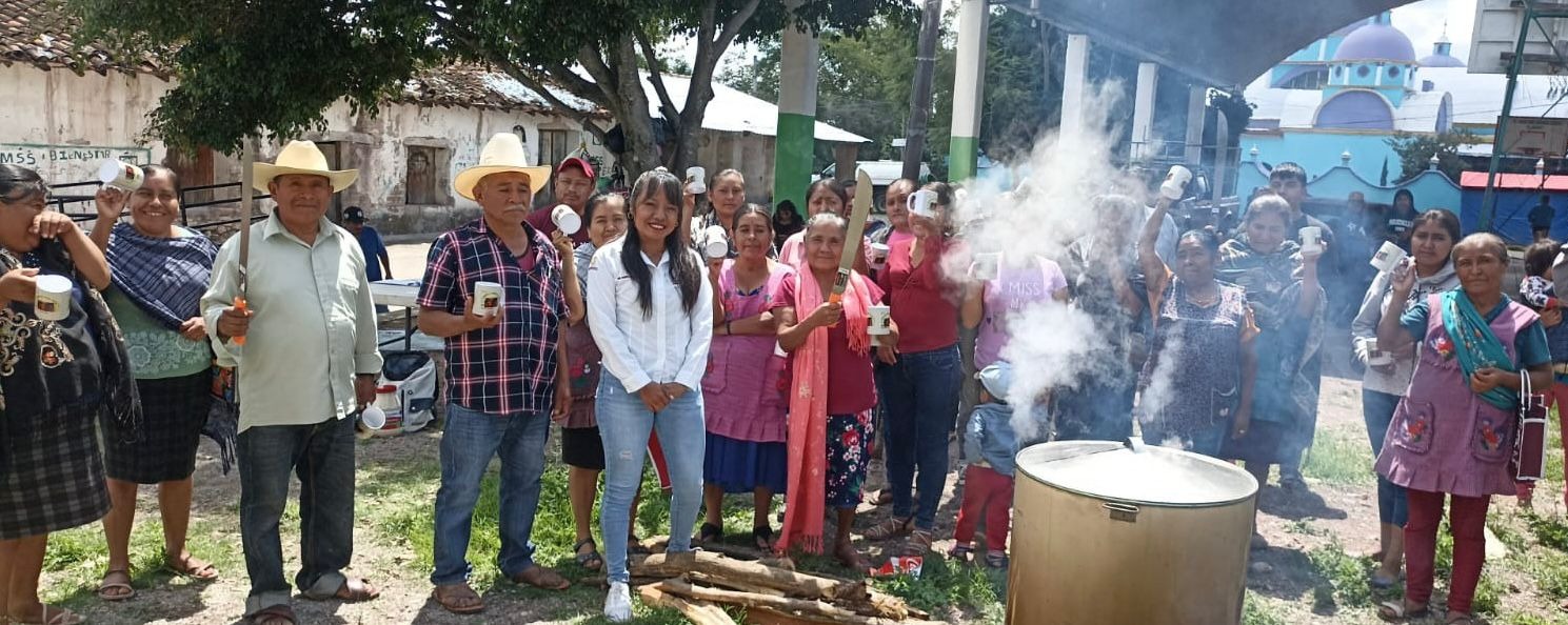 Sagadegro realiza demostración de variedades nativas y mejoradas de maíz en el municipio de Tlapa