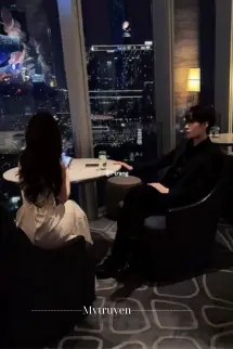 Miệng Em Hơi Giãn Mong Sếp Lấp Đầy