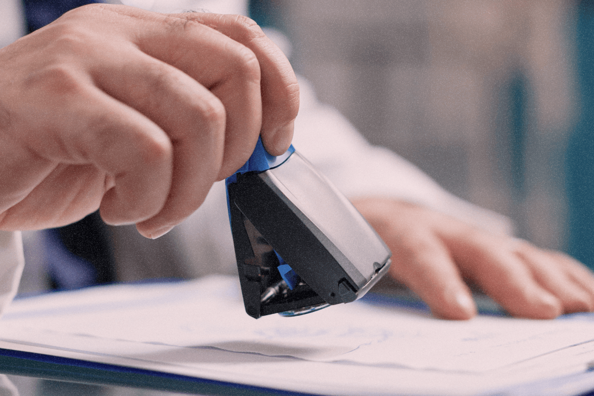 O que é RQE e por que ele importa na escolha de um médico?