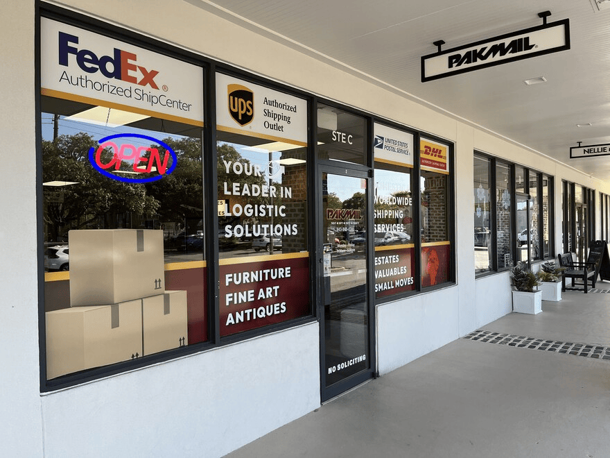 pakmail window graphics