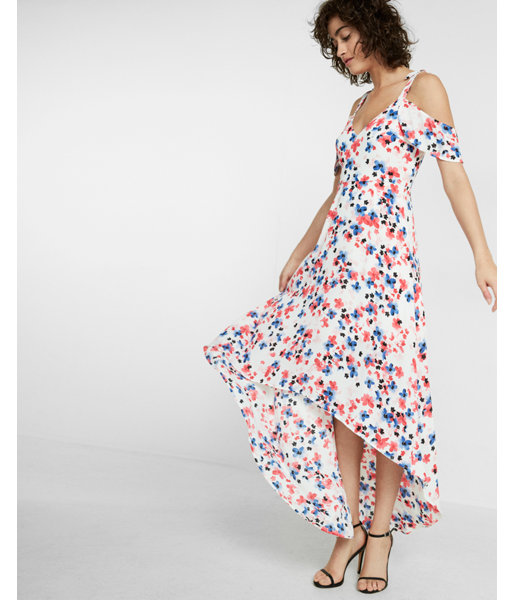 Ultra-feminine: 10 Fashion Styles to take you from Spring into Summer 2017
