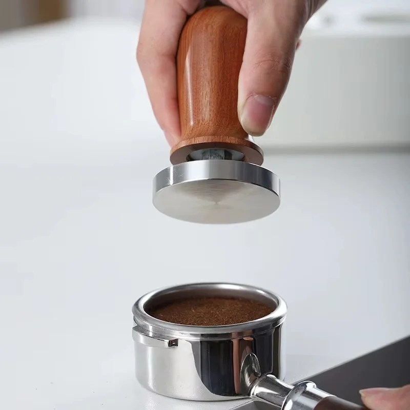 ⁦Calibre 51 – Calibrated Flat Coffee Tamper⁩ - الصورة ⁦2⁩