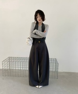 Alternative view of 小個子女生必備的褲子清單之一