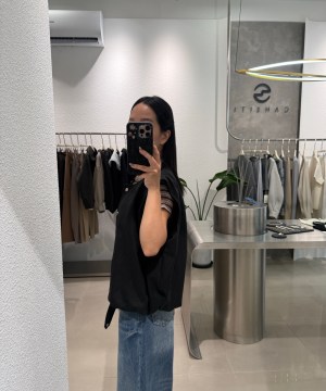穿搭必備/下擺壓釦氣球皮背心：圖片 4