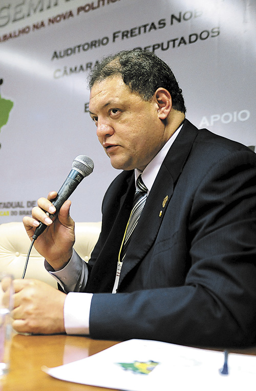 Crédito: Brizza Cavalcante/Agência Câmara. Deputado Assis Melo.