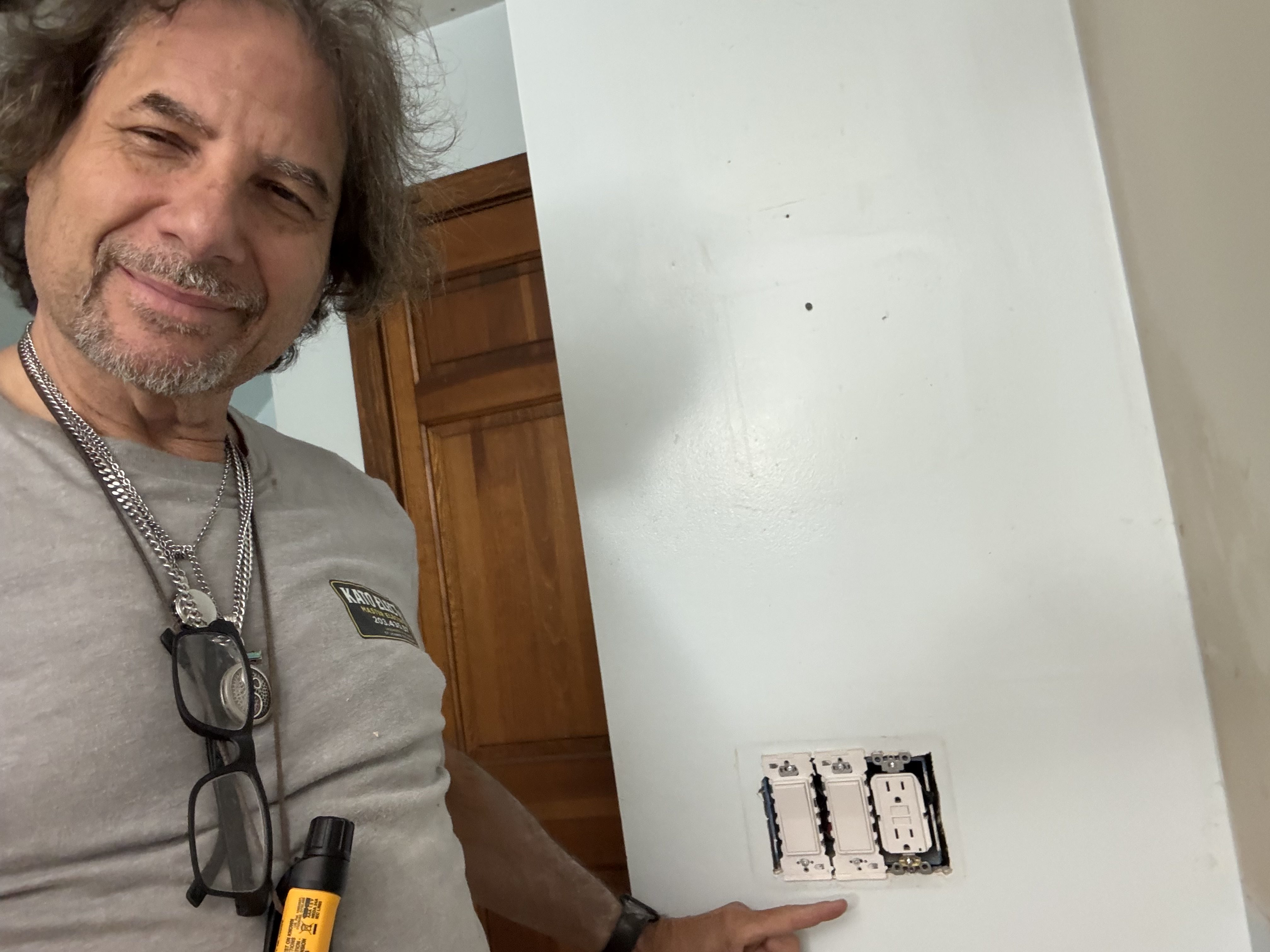 Kato installing outlets