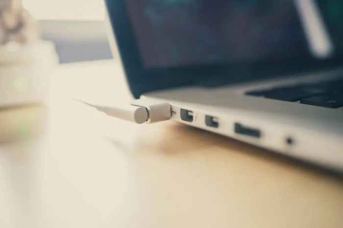 Laptop DC Power Jack Repair in Toronto - Laptop Specialist Laptop DC Power Jack Repair in Toronto - Laptop Specialist
