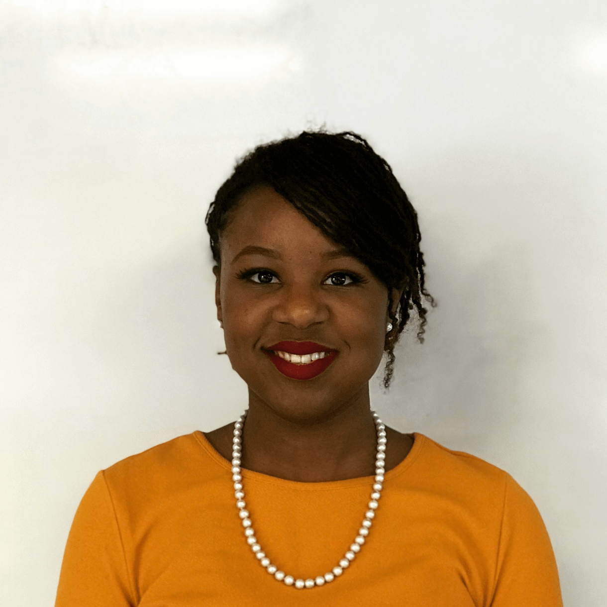 Mimi Bell - Онлайн-преподаватель английского Cambly