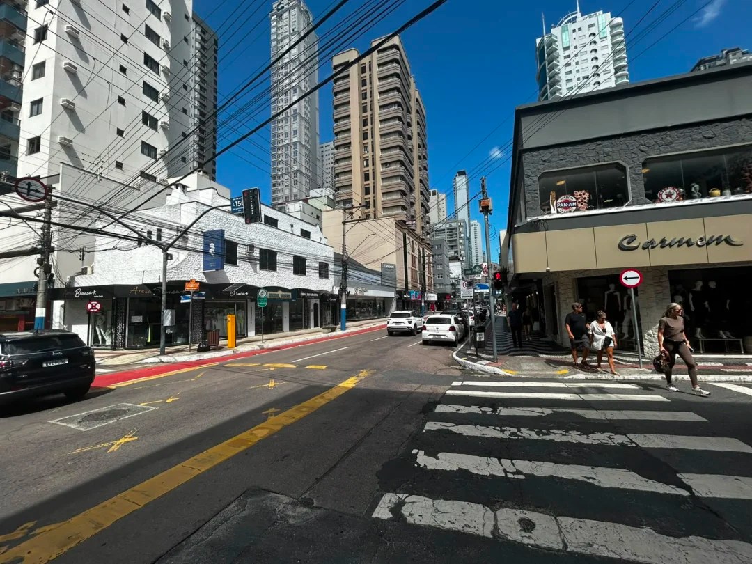 Compras no comércio local renderam 18 prêmios para clientes de Balneário Camboriú e Camboriú (Foto: Renata Rutes)