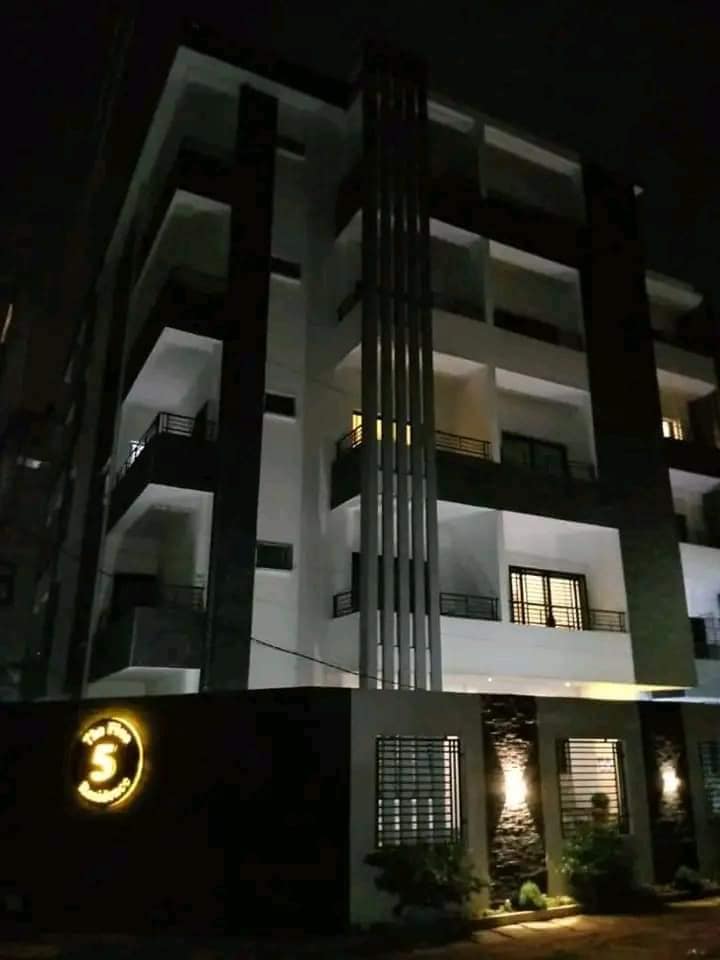 The 5 Residence_2