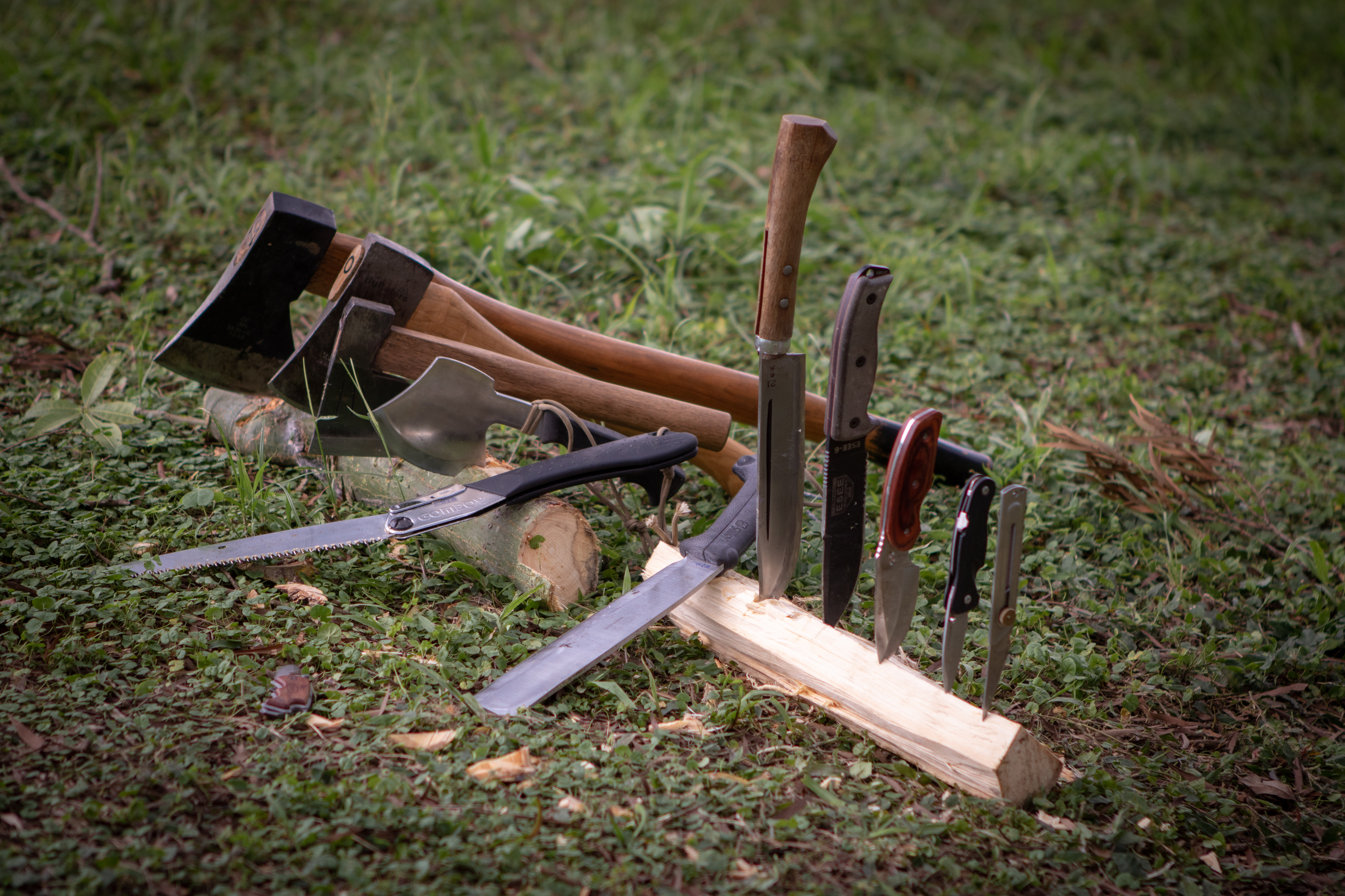露營、野營、登山 刀具大PK. Outdoor Axe, knives, Saw Comparison