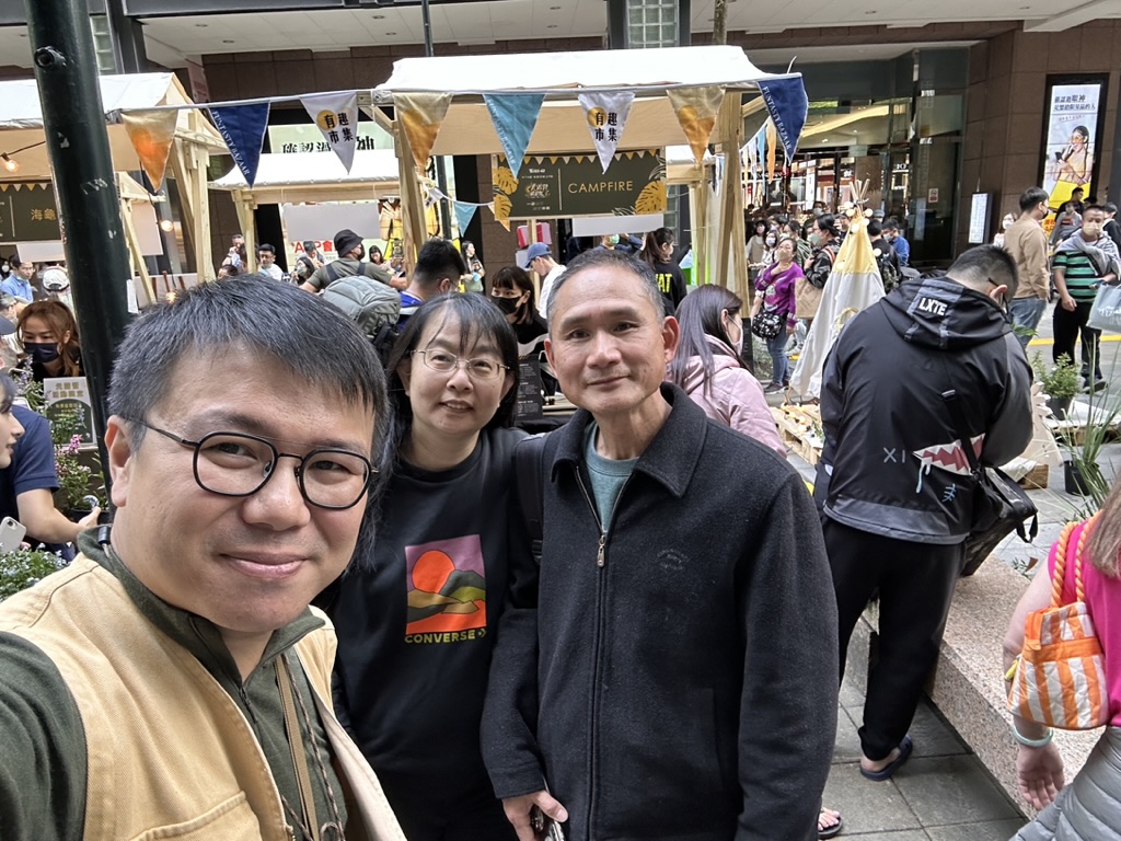 CAMPFIRE品牌首次現場銷售成功 (2023/4/9)