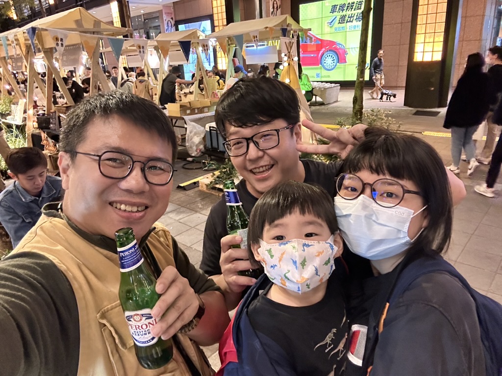 CAMPFIRE品牌首次現場銷售成功 (2023/4/9)