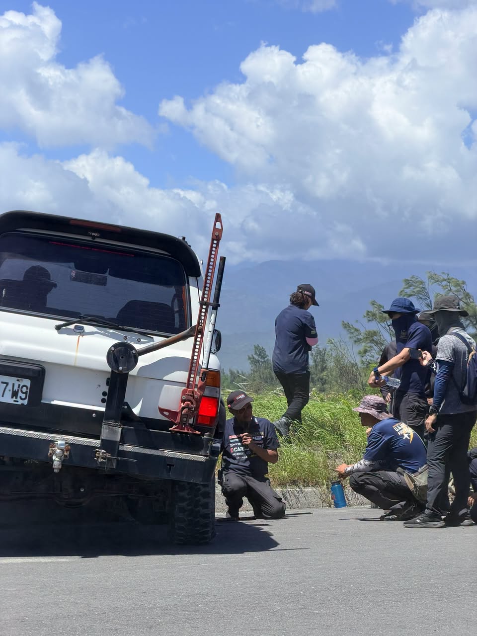 捐了六台救災越野車，才發現沒人會開：陳和皇和中華安駕學會