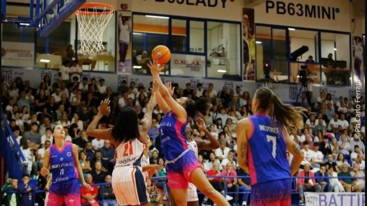 partido SB63 BAXI Ferrol de ida de la previa de la Eurocup Woman