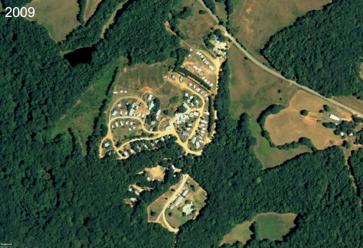 The River's Edge Campground aerial 2009
