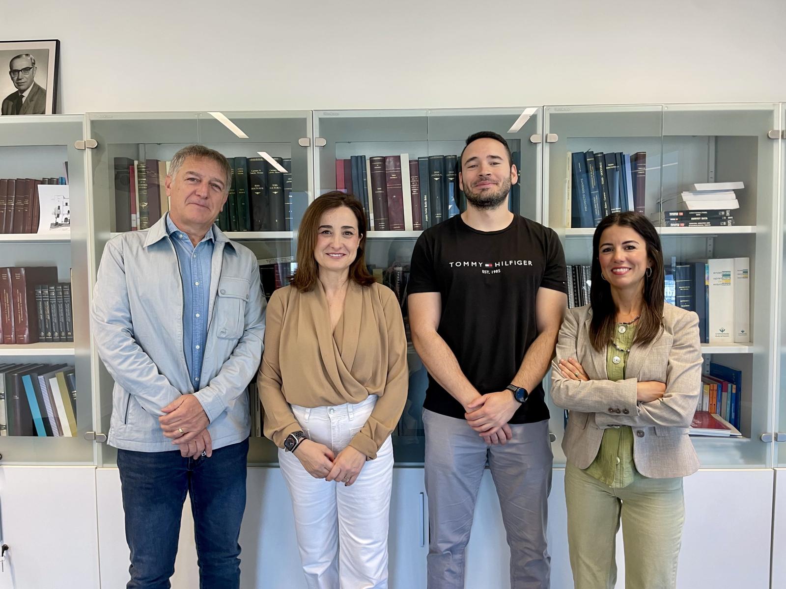 1, 2 y 3. El equipo de investigación de la Universidad de Granada que ha realizado este estudio. - 1
