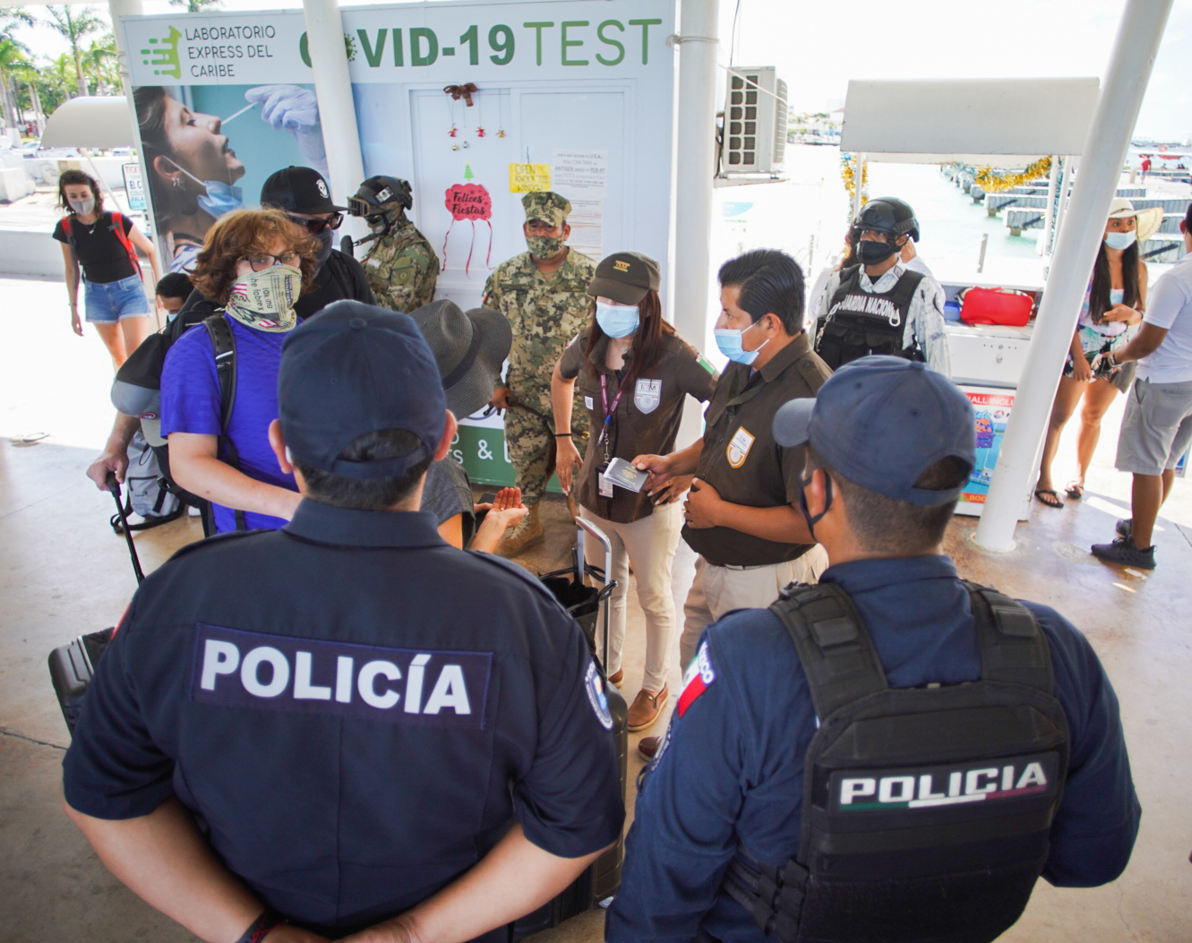 Reactivan operativos en muelles de la isla de Cozumel