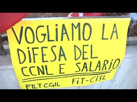 Fiumicino: All'aeroporto Protesta Dei Lavoratori Delle Aziende Di Pulizia (Video) 360_x_480_jpg