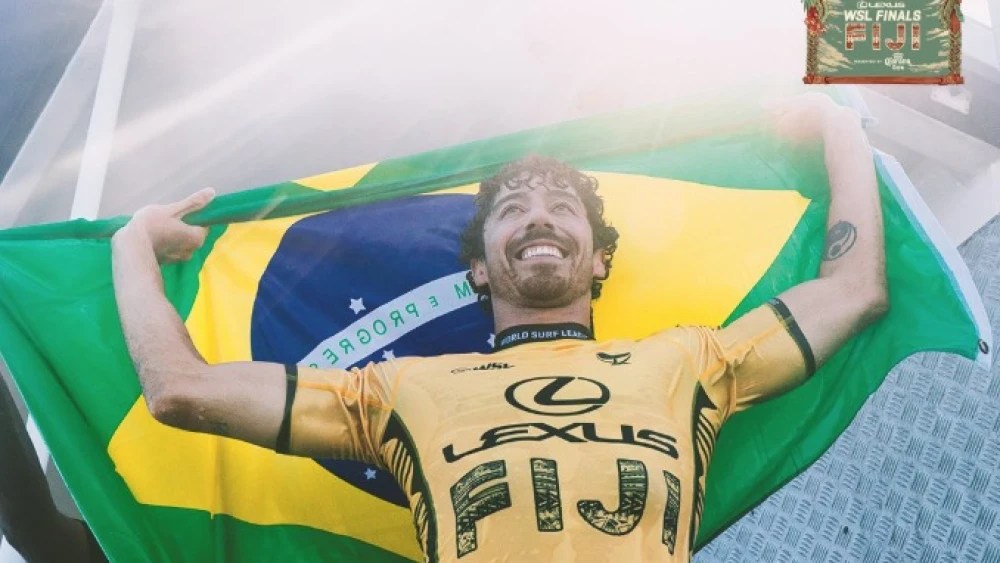 Yago Dora leva Brasil de volta ao topo do surfe mundial - Canal Na Coruja