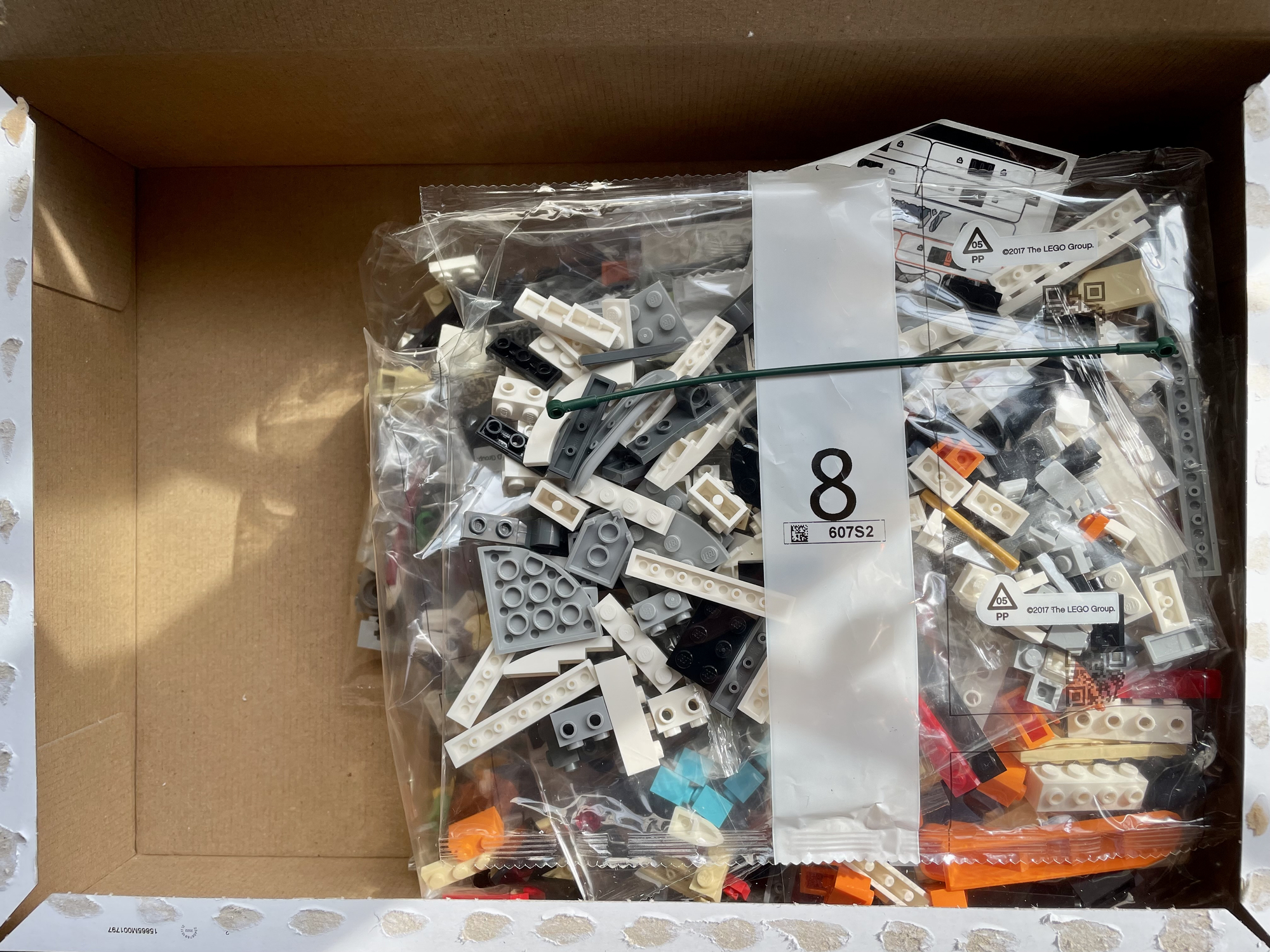 壷と灰皿 LEGO set review] – 76989 LEGO Horizon Forbidden West: Tallneck