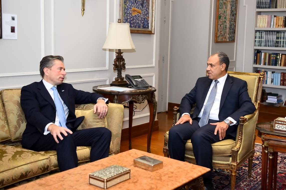 e79cf6e2-df99-44dd-a827-f5f50f824334