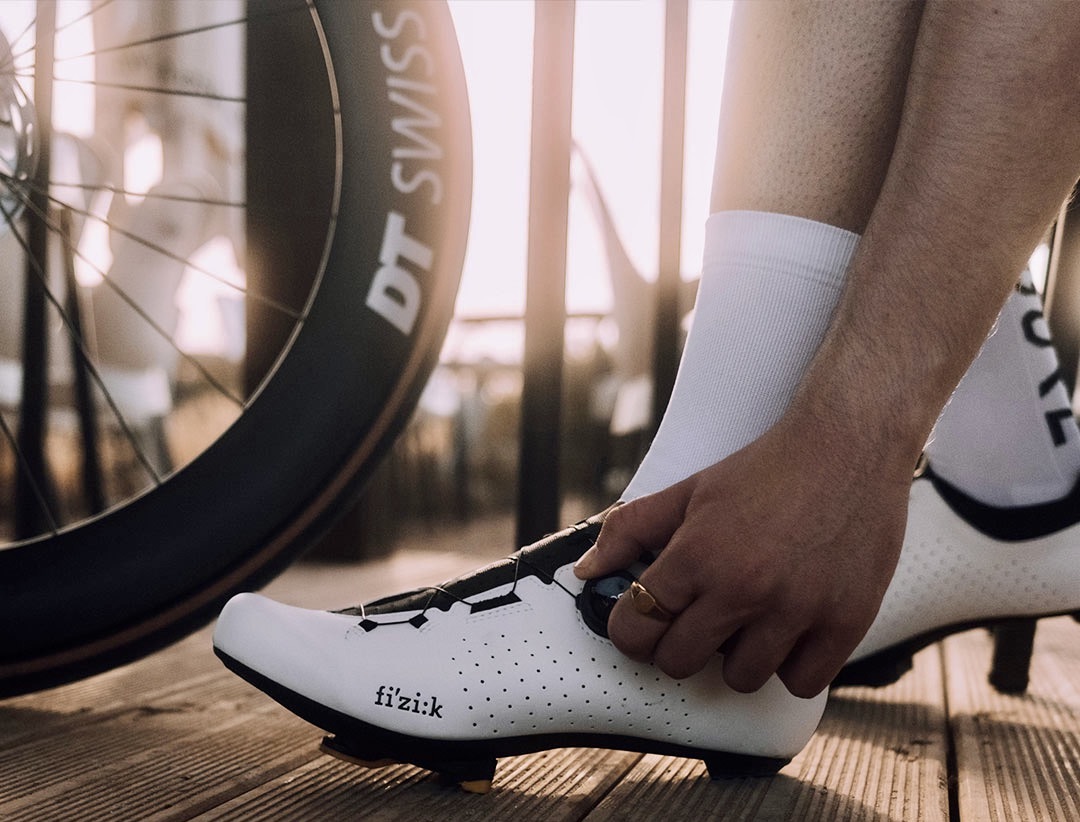 CapoVelo.com - Fizk Offers Affordable Vento Omna Wide Road Shoe