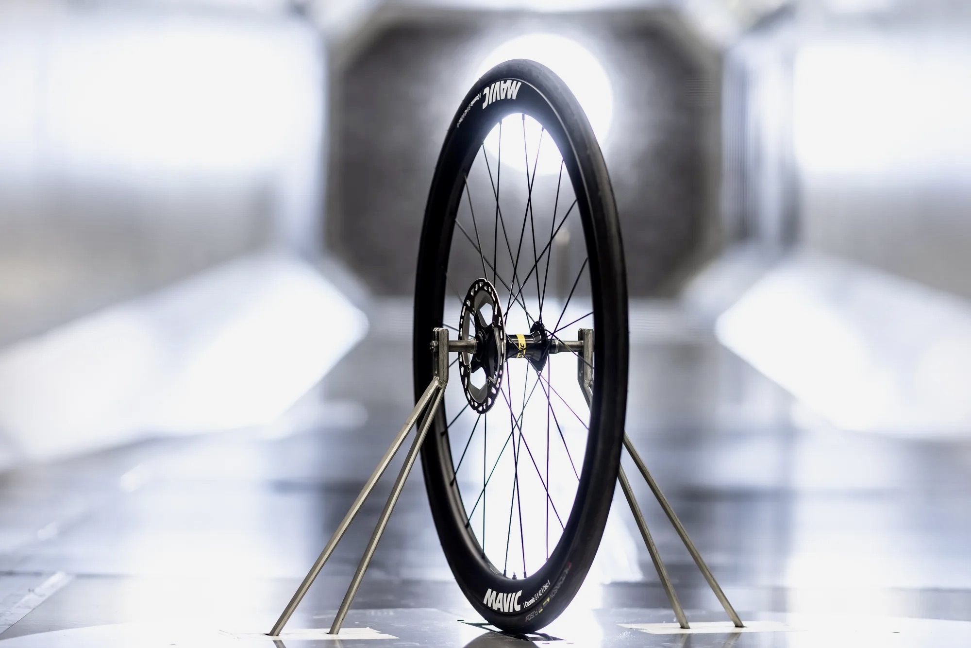 CapoVelo.com - Mavic Spins Up New Affordable Cosmic S Carbon 42