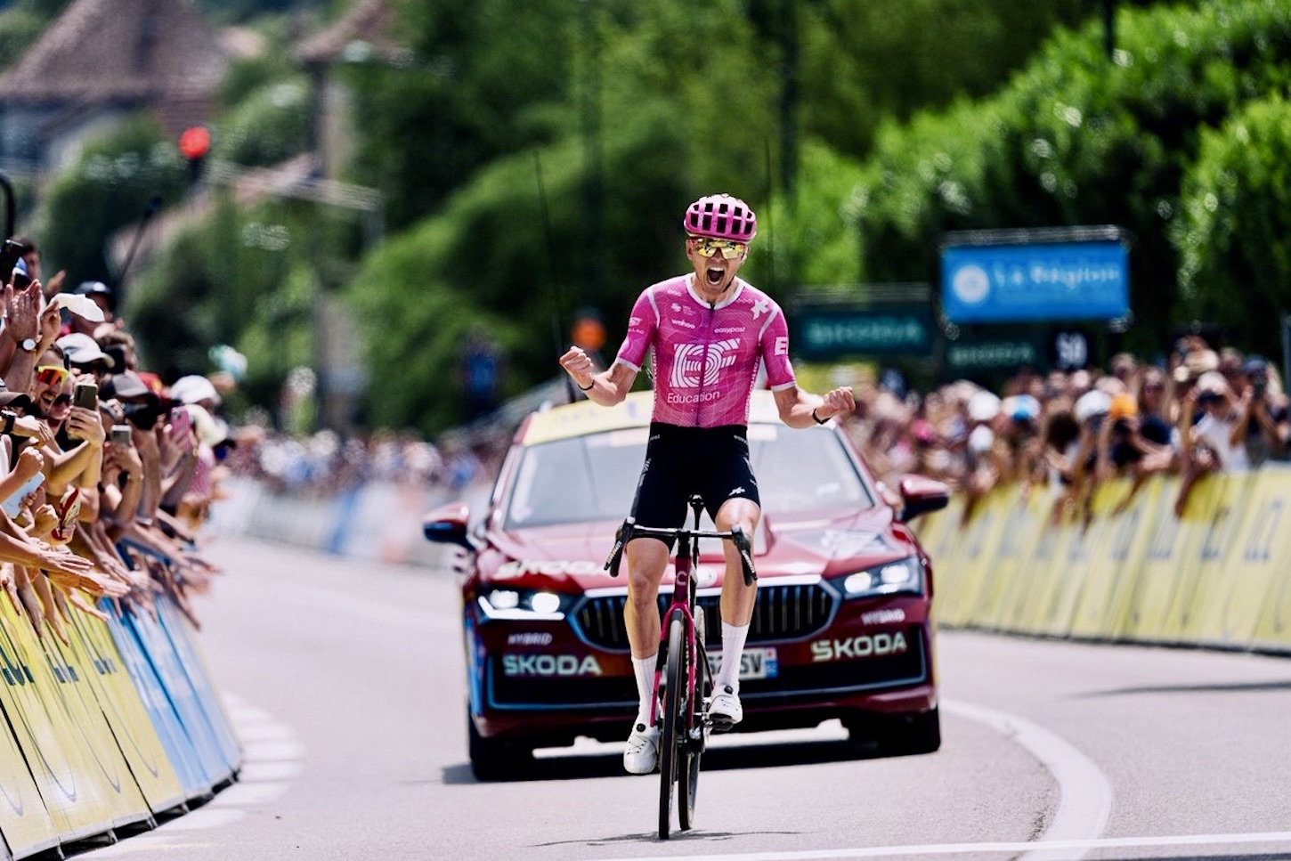 CapoVelo.com - Designer Paul Smith 2013 Giro d'Italia Jerseys Unveiled