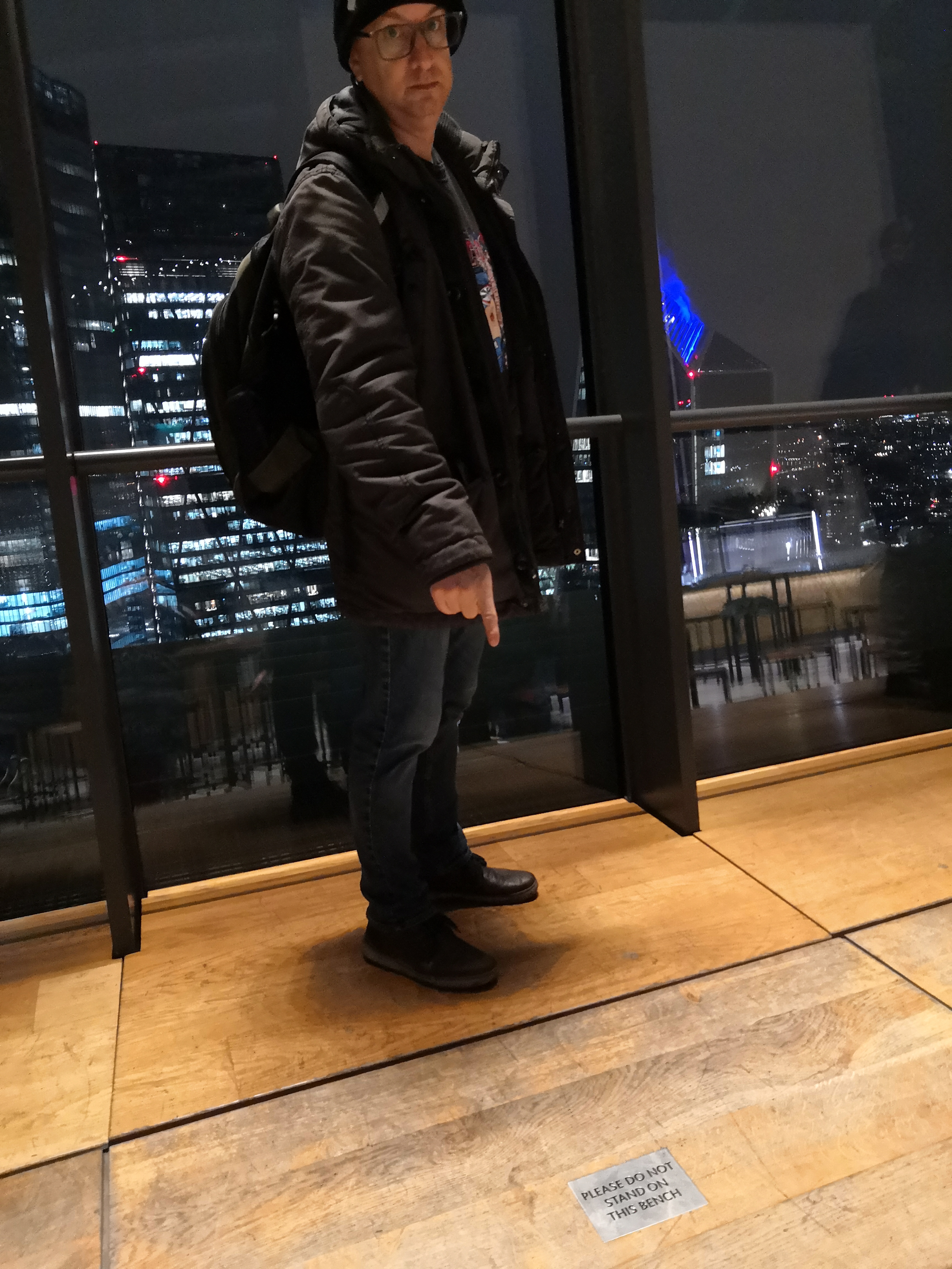 Don't stand here