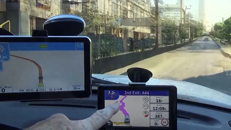 igo primo map software with wince gps device