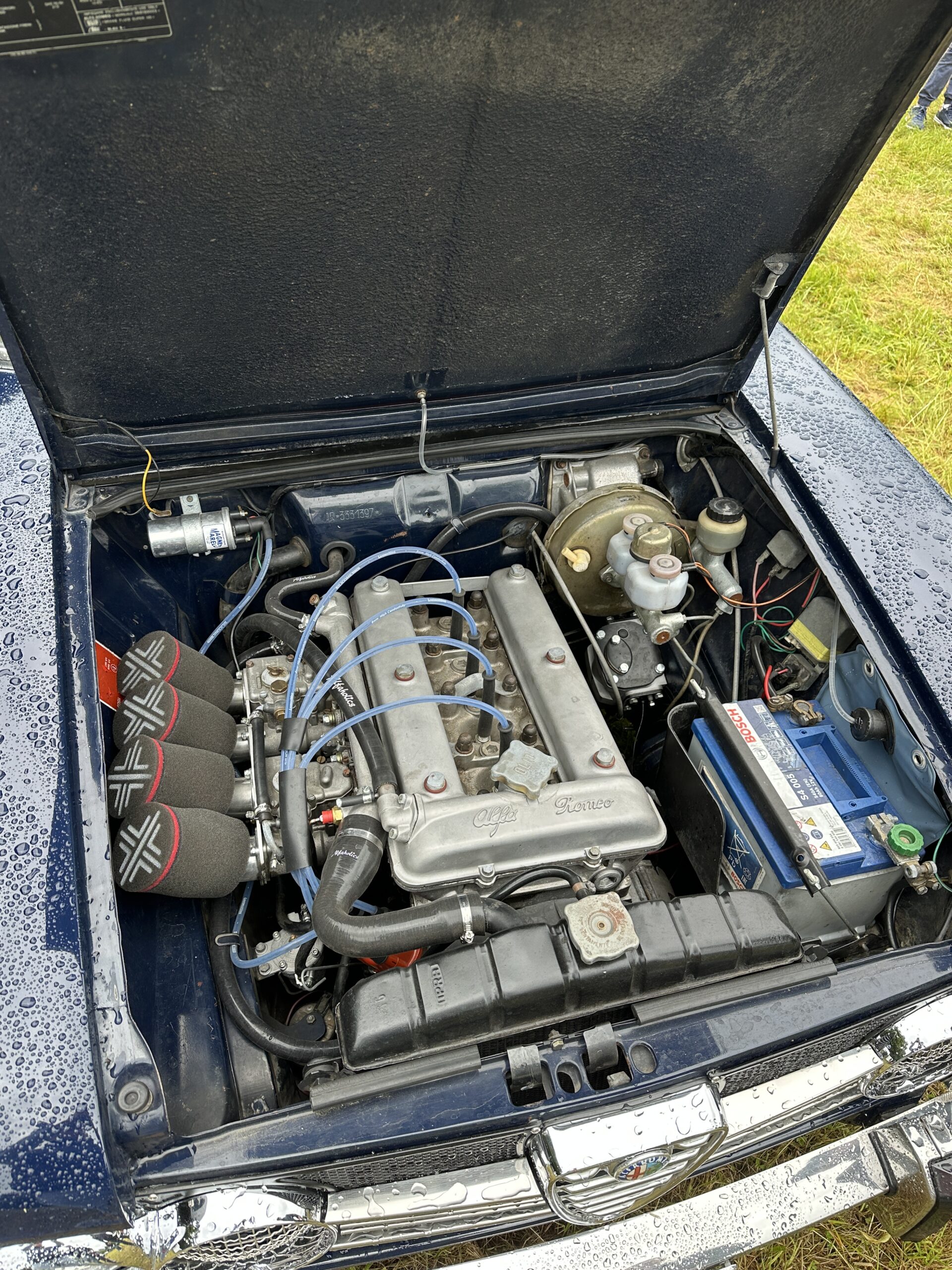 Alfa Romeo Giulia Super engine bay