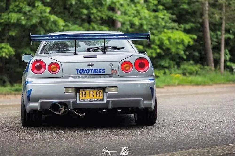 닛산 스카이라인 GT-R R34 분노의 질주 룩 튜닝 사진 3