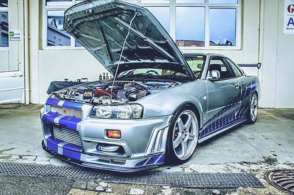 닛산 스카이라인 GT-R R34 분노의 질주 룩 튜닝 사진 5