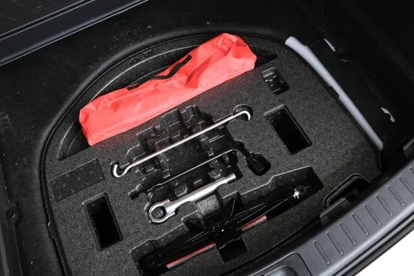 Interbay Trunk Module - Premium Space Image Gallery - HD