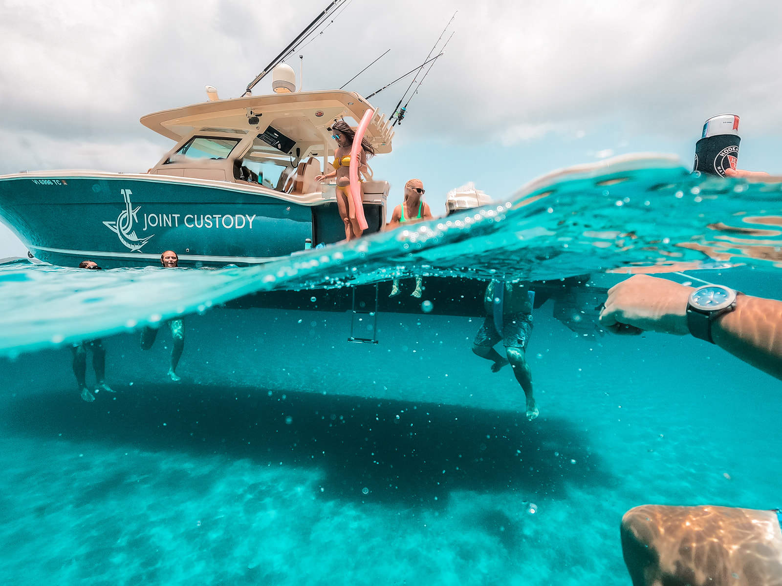 These things include the mechanical condition of the boat, its appearance and the absence or presence of special equipment. Mbitrwitwrumxm